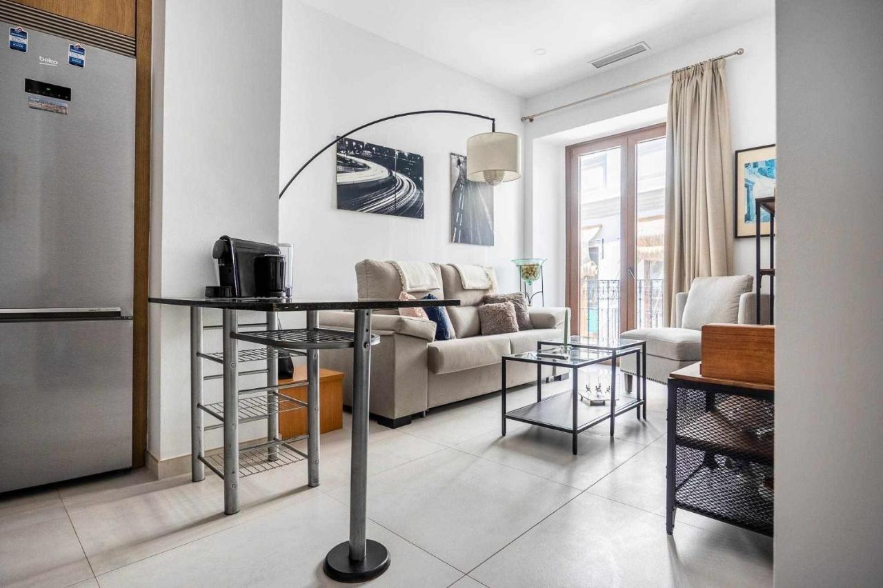 Comfy Away - Apartamento Exclusivo Mercado De Triana Con Balcon Seville Exterior photo