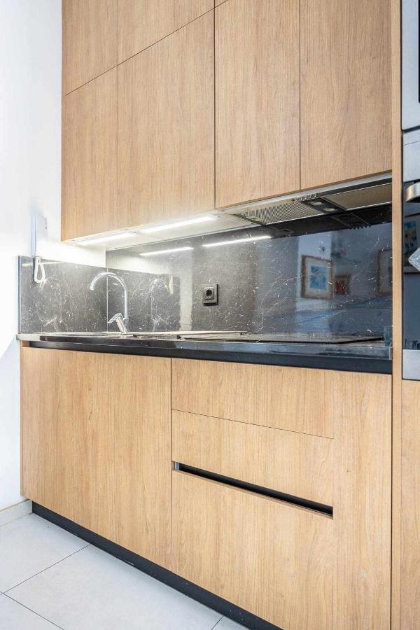 Comfy Away - Apartamento Exclusivo Mercado De Triana Con Balcon Seville Exterior photo